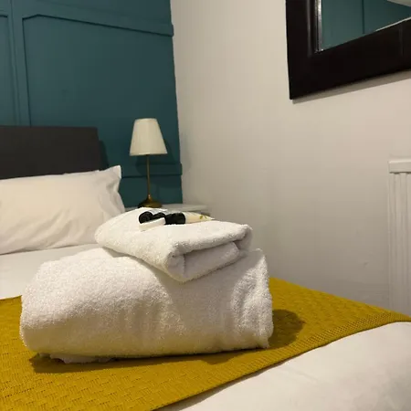 Apartment At The Coaches *