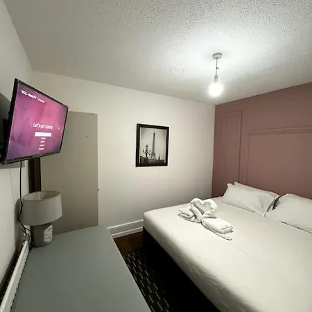 Appartement At The Coaches Bristol